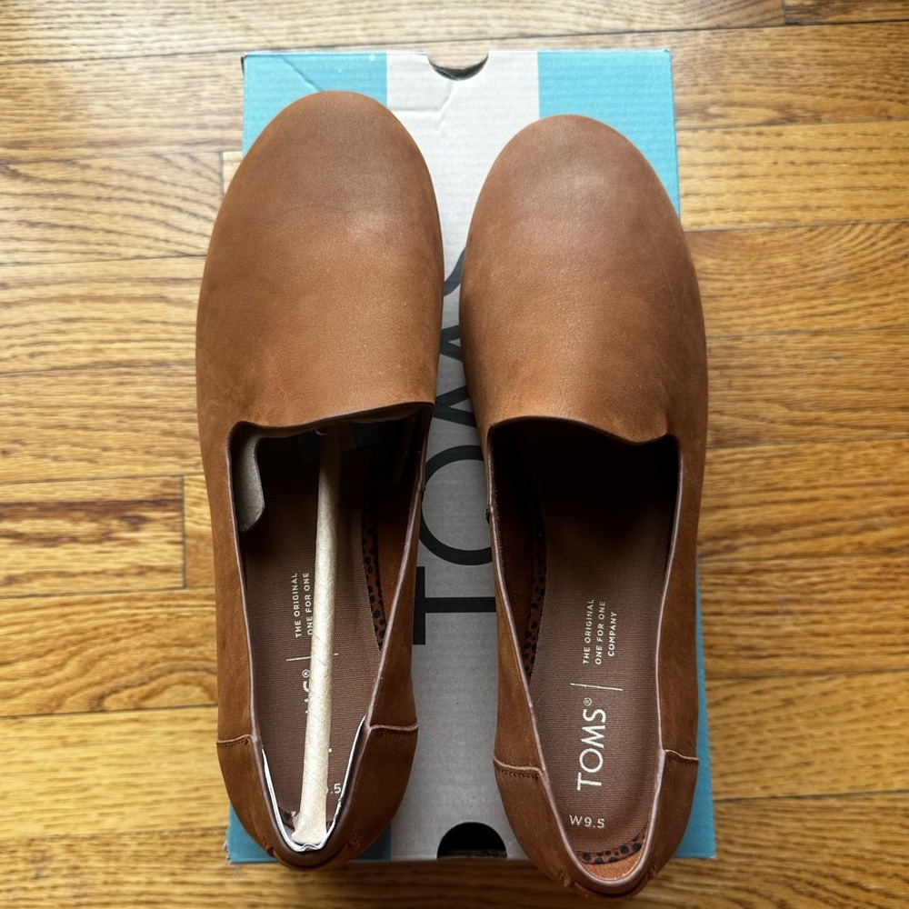 TOMS Darcy shoes brown nubuck US9.5